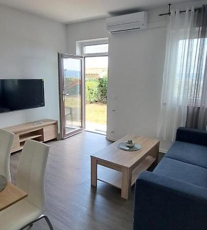 Apartma Rian Копер Екстериор снимка